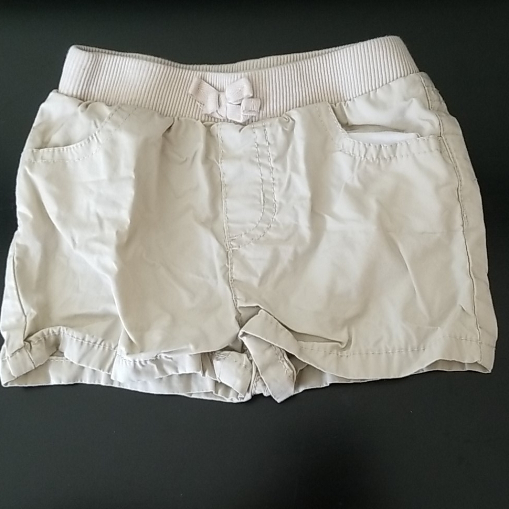 5/25 Size 2T shorts by est. 1989 place
